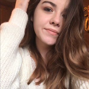 Meet your Posher, Saige